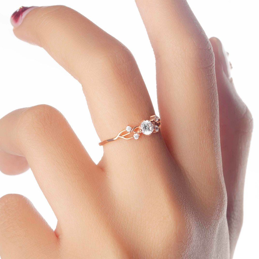 Cincin Emas 7k - Noa Gold Ring - Adorn Collection - Juene Jewelry - Juene