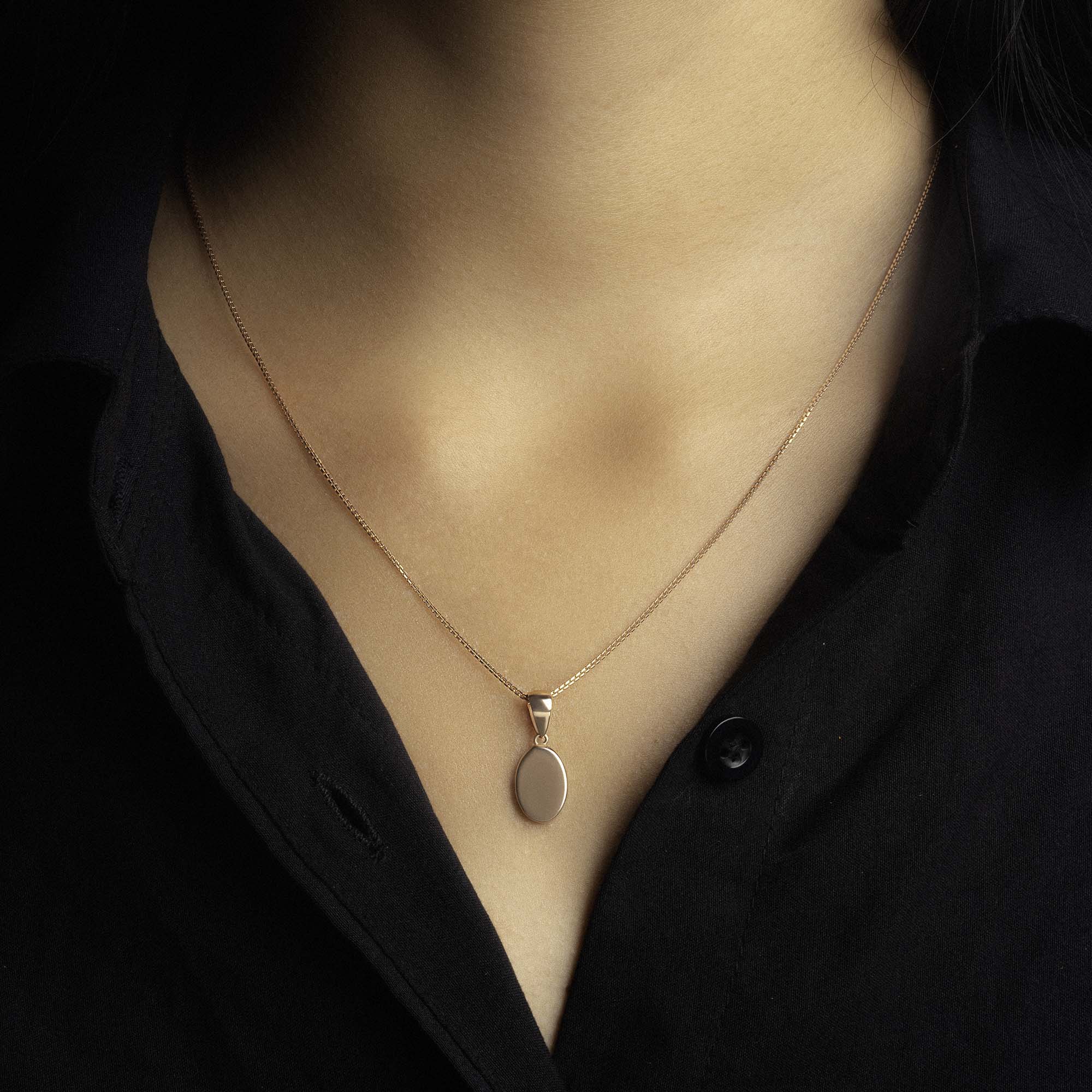 Liontin Emas 7k - Oval Gold Pendant - Luxxe 02 Collection - Juene Jewelry - Juene