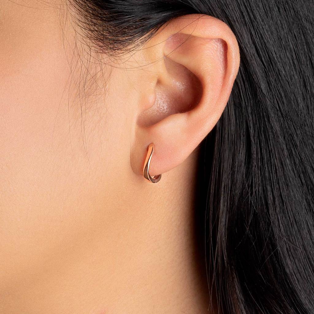 Anting Hoops Emas 7k - Curvey Gold Earring - Luxxe 03 Collection - Juene Jewelry - Juene