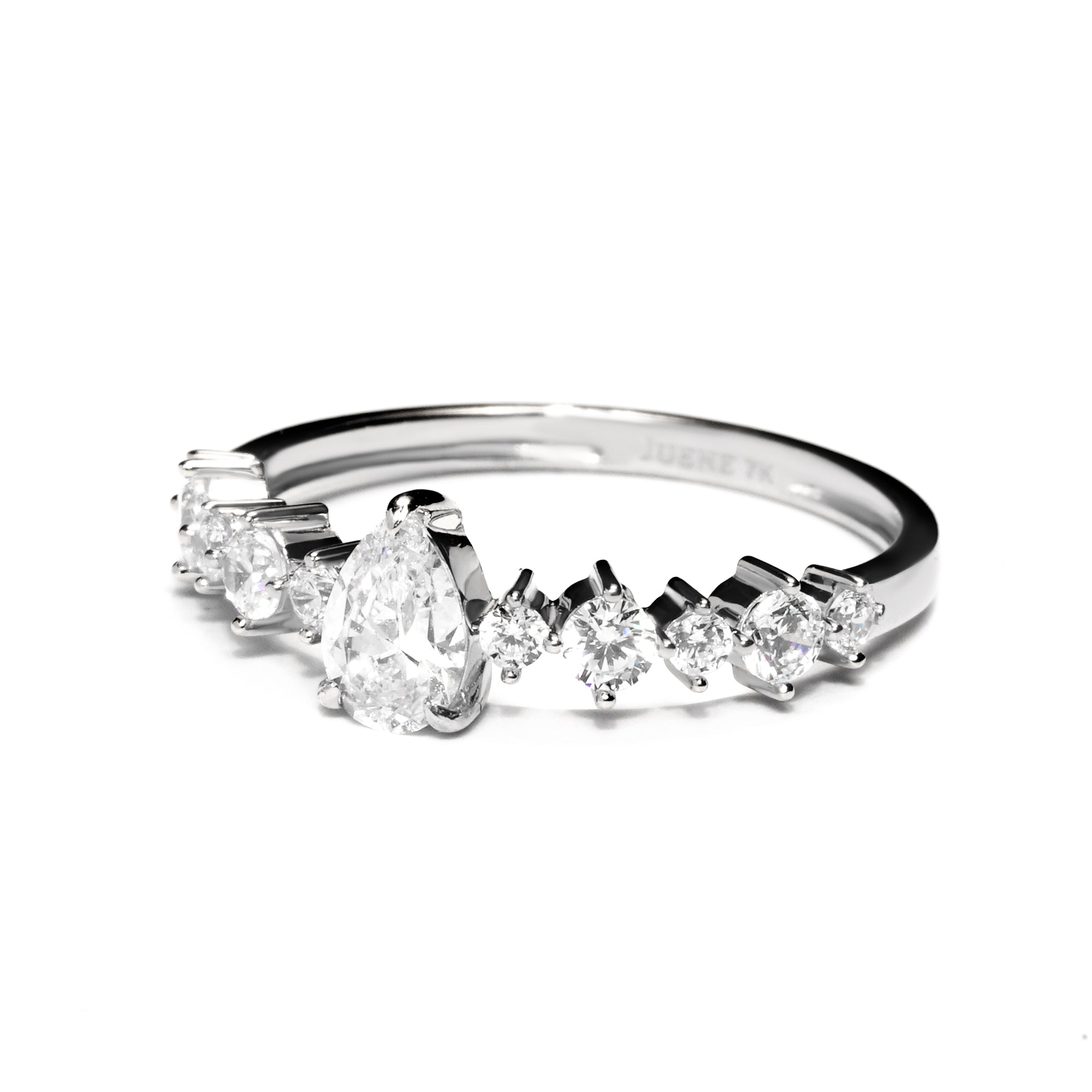 Zahara Gold Ring - Serene Collection