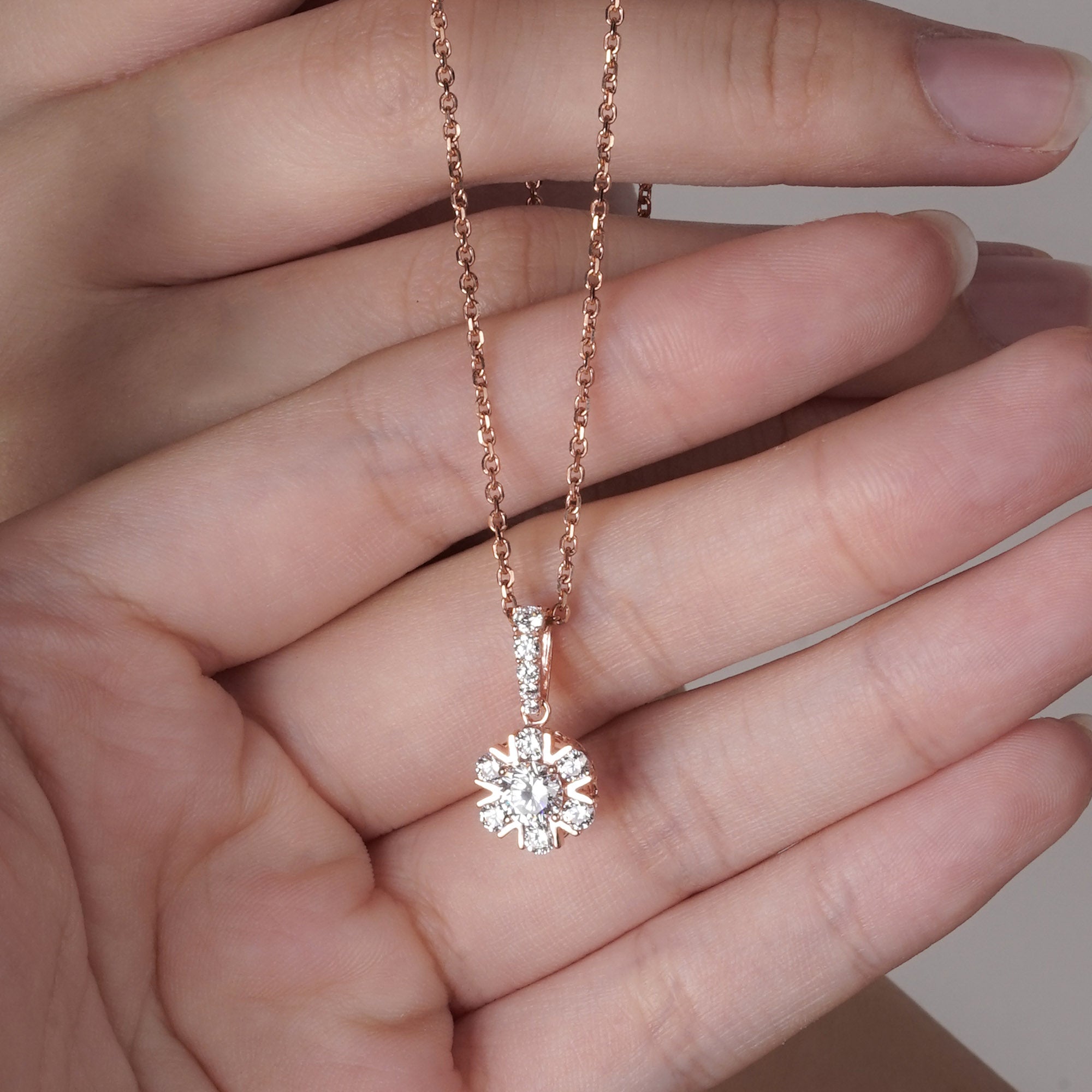 Avery Gold Pendant - Sparkle & Joy - Juene Jewelry