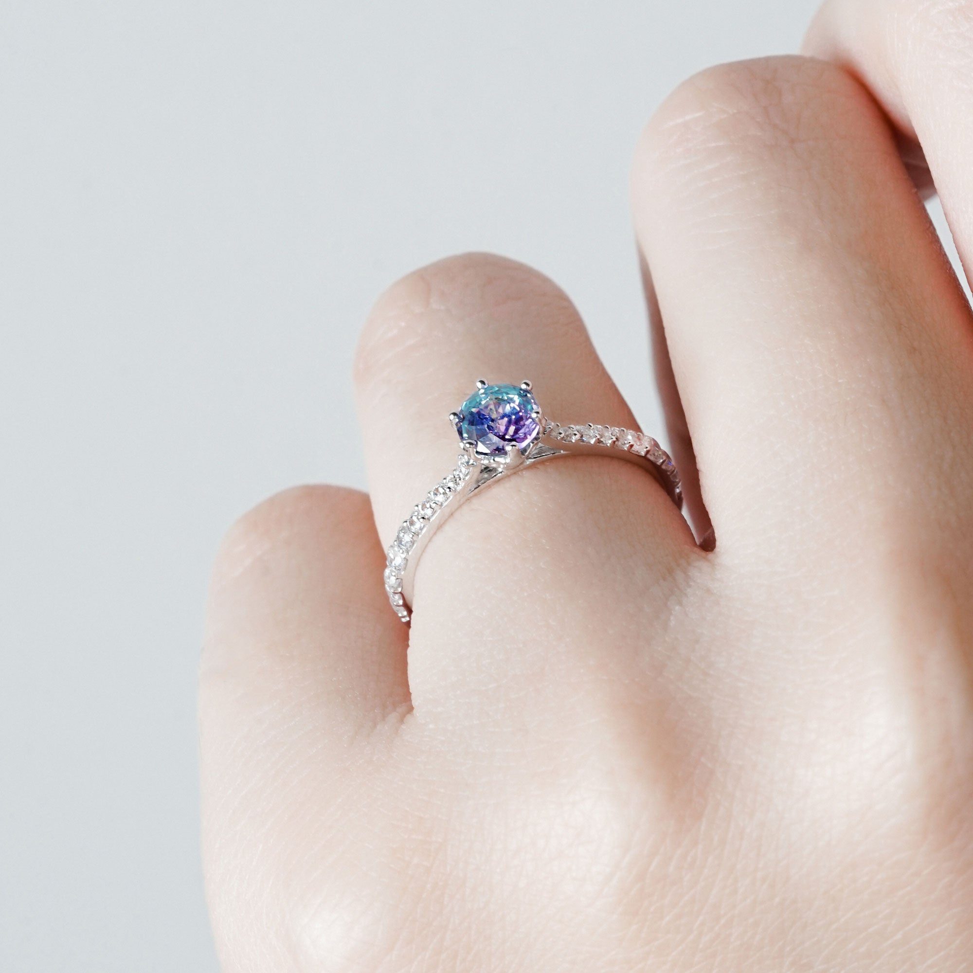 Esther Gold Ring - Under The Sky - Juene Jewelry