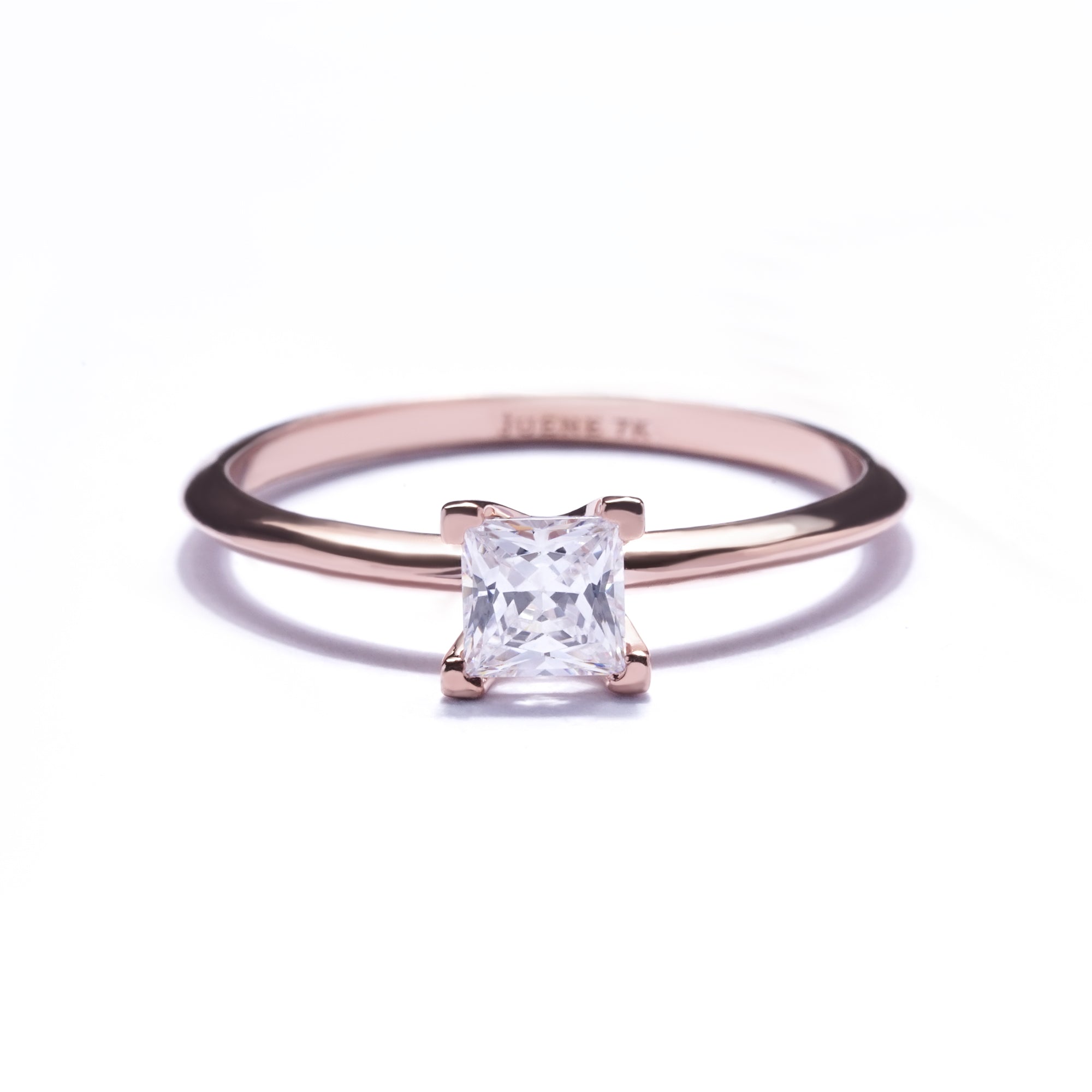 Lia Gold Ring - Dazzling Juene Collection - Juene Jewelry