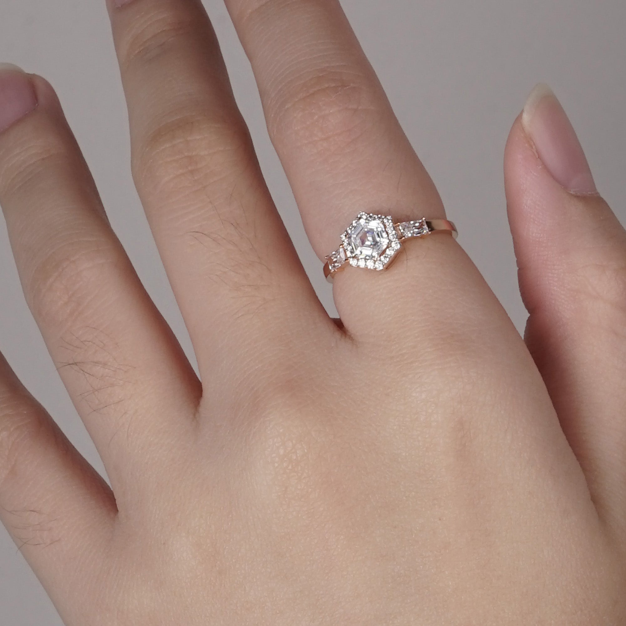 Reina Gold Ring - Sparkle & Joy - Juene Jewelry